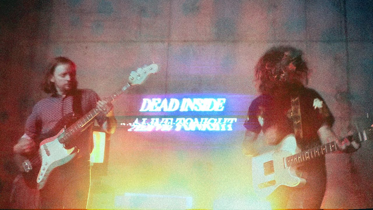 Alva &ndash; Dead Inside / Alive Tonight (Official Music Video)