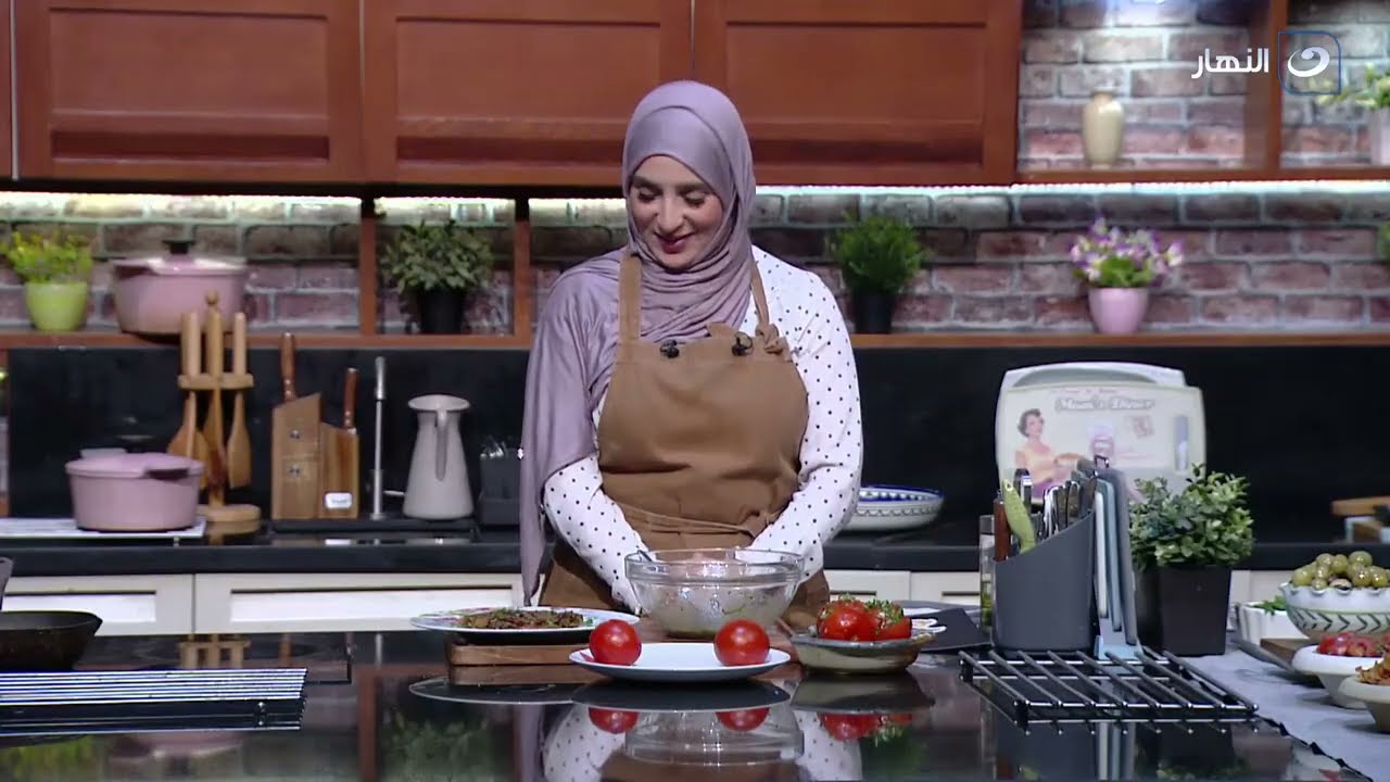 أكلة بيتي | الإثنين 28 أبريل 2025 - حواوشي الحاتي و الطماطم المخللة