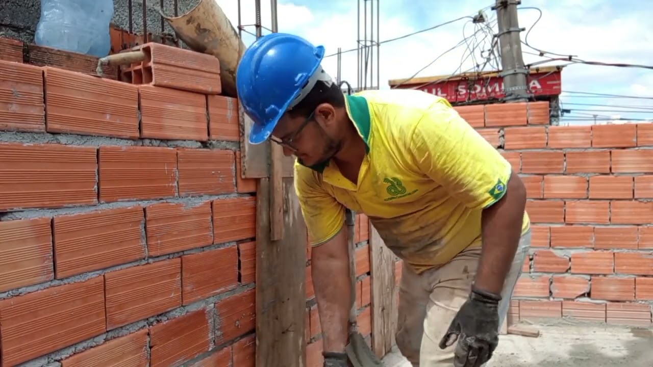 APRENDA COMO ENCHER UMA COLUNA DE CONCRETO.
