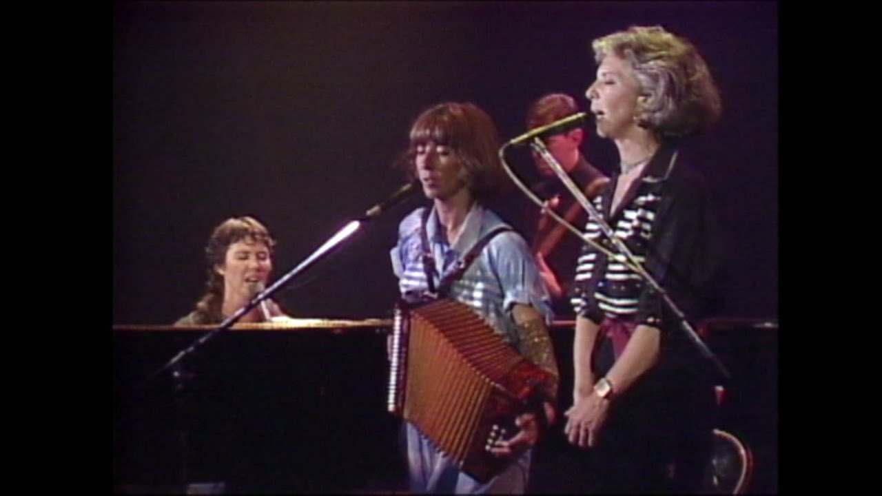 Kate & Anna McGarrigle - 1984