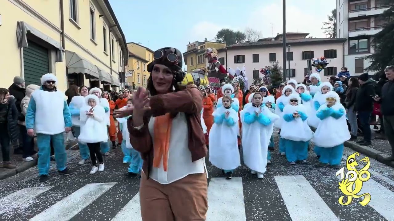 Carnevale Canturino 2026, il gruppo Gli Amici di Fecchio :Volate con noi , divertimento assicurato 