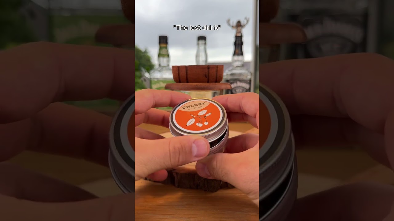 Perfectly flavored smoke 😮&zwj;💨🤌🏼 #cocktails #drinks #whisky #smokymoutains #smoky