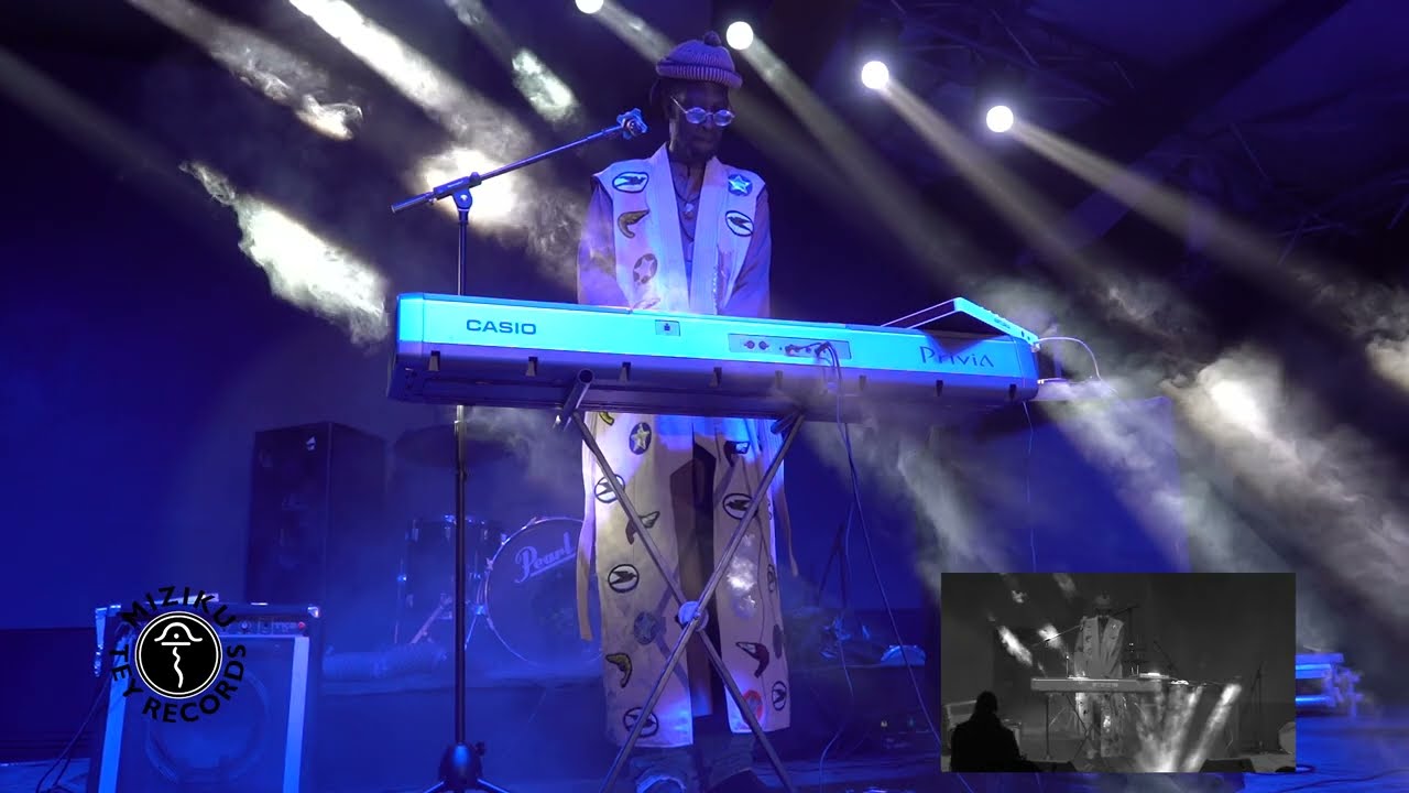 IBAAKU - Bukut (live)