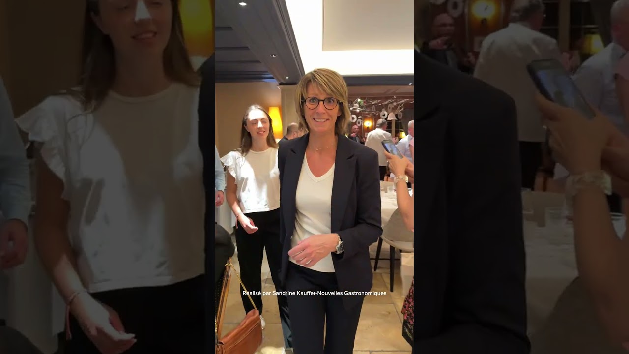 DINER AG DES CHEFS DALSACE AU PARC À ST HIPPOLYTE