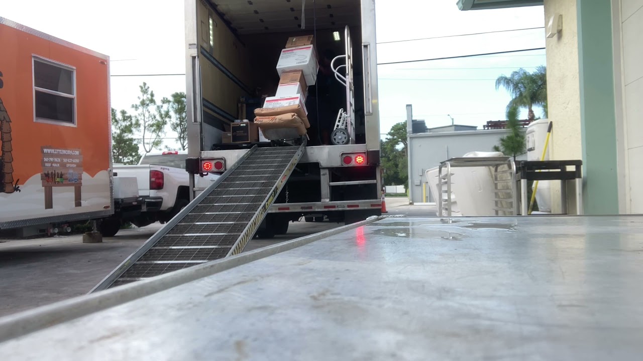 18 stops 540 cases | DIGGING DAY | SYSCO | RAMP ONLY | 38’ FOOT #illwise#foodservice#job#daily