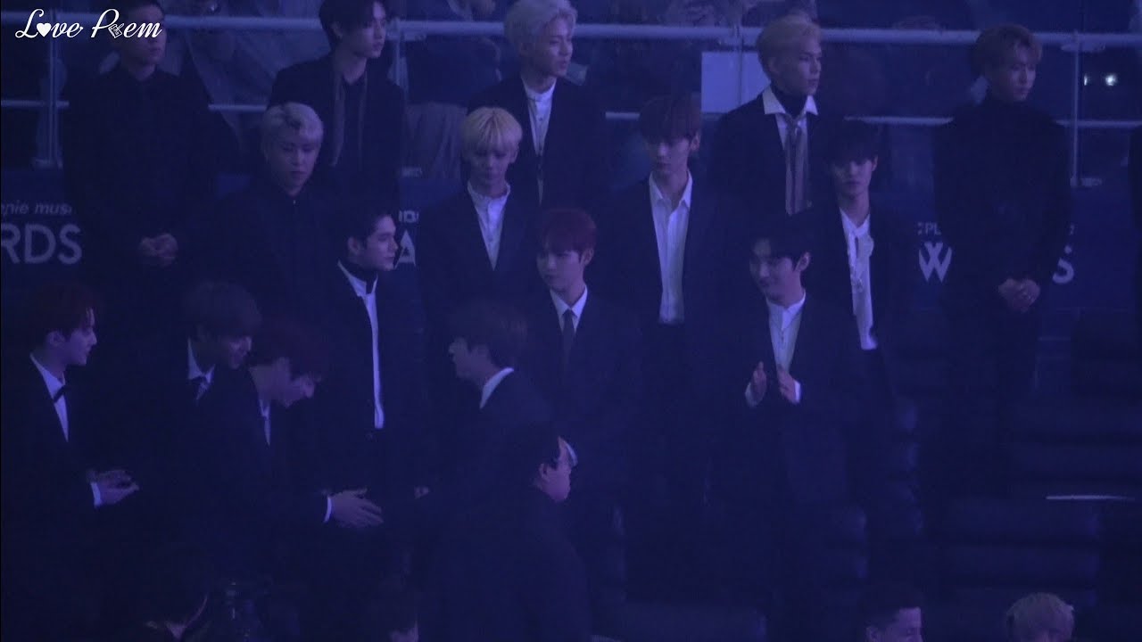 181106 MGA 입장 후 인사 나누는 BTS와 워너원. 강다니엘, 박지훈과 반갑게 인사 나누는 석진 4K