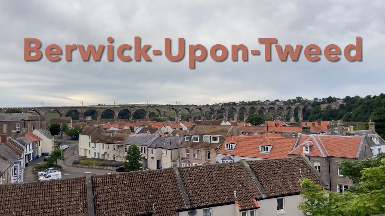 Berwick-Upon-Tweed (England/Scotland, UK) in 60 seconds 4K