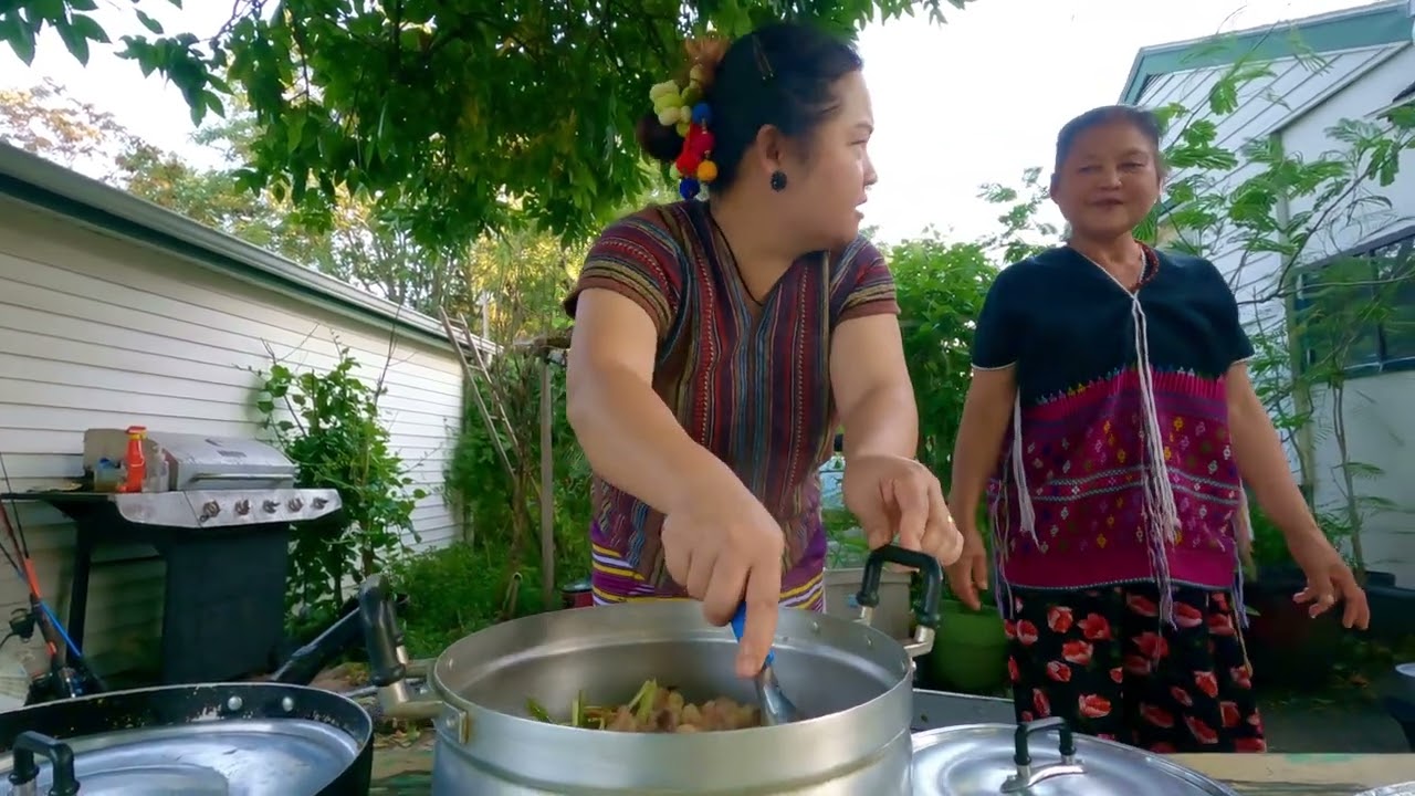 Cooking Beef Bone Soup