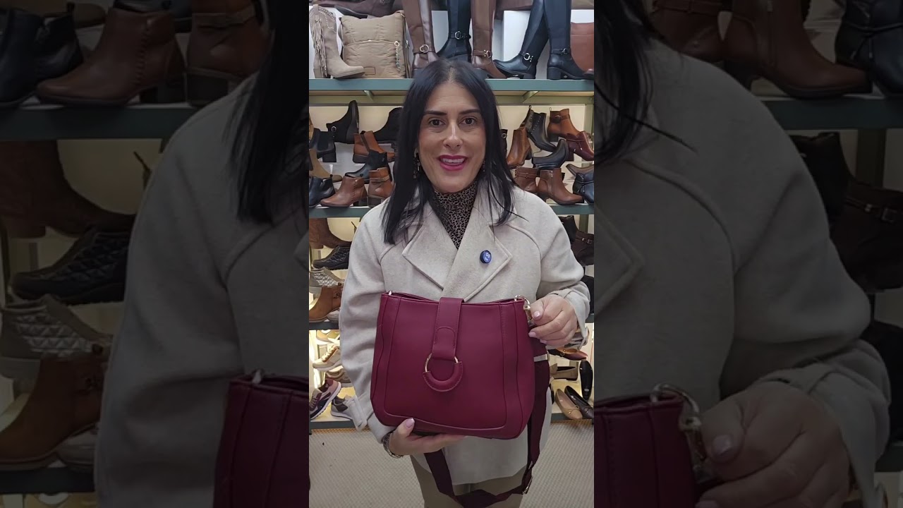 Tarde de bolsos 👜 🥰Las últimas novedades que nos han llegado 👀😍