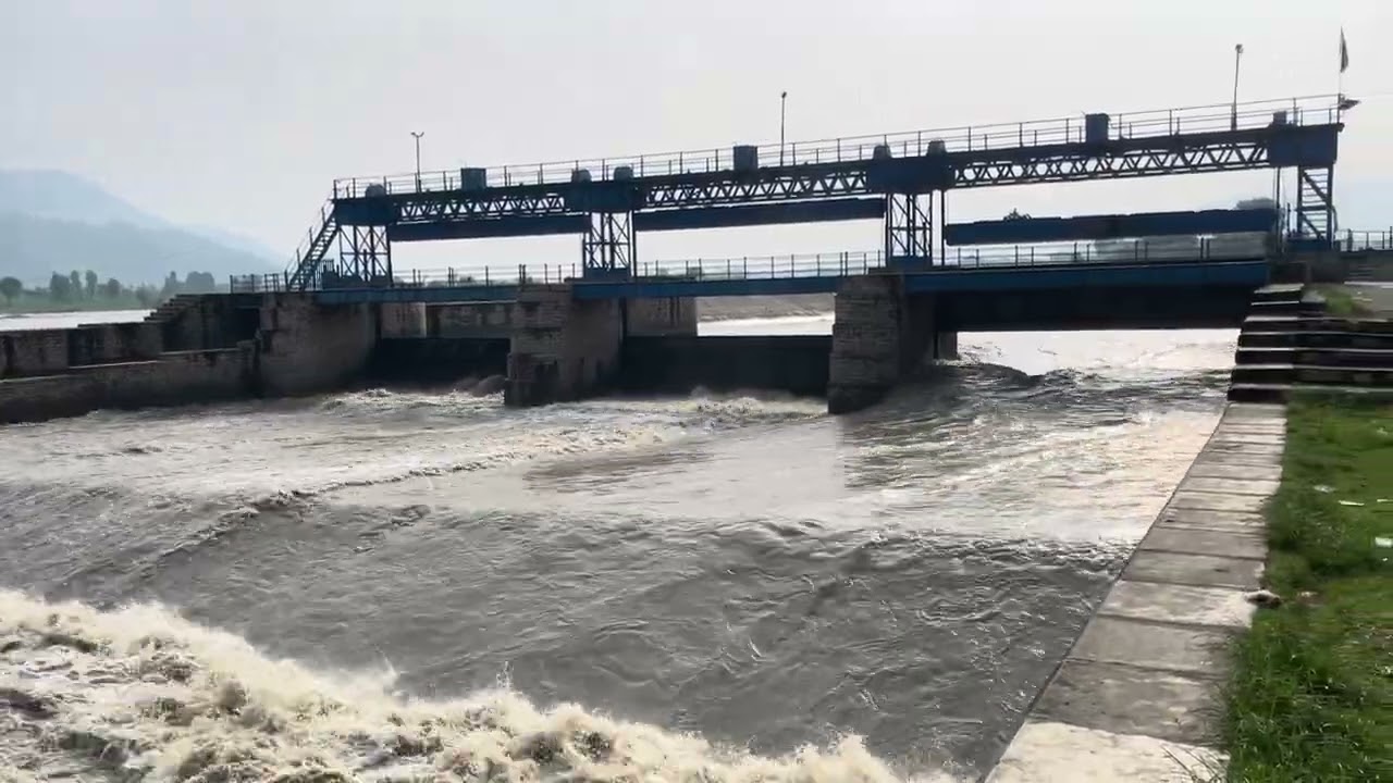 Massive Flood swat river #flood #swatflood2025 