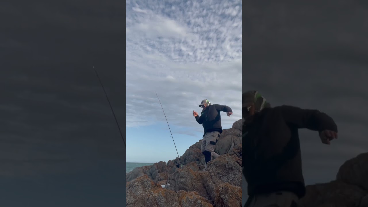 Massive snapper Rod bend #fishing  #fish #highlights  #pinoyfishing #allfishing