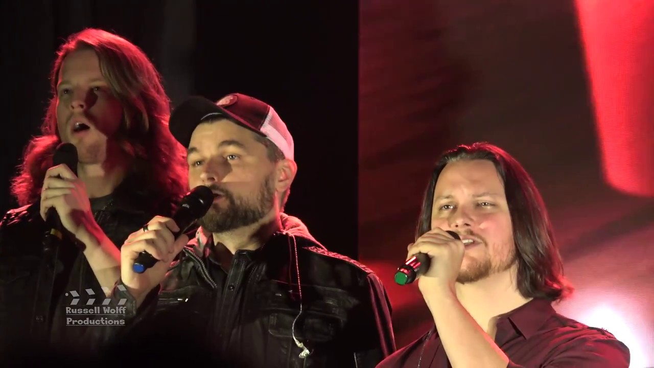 [HF: Country Christmas Tour] O' Holy Night in 4k
