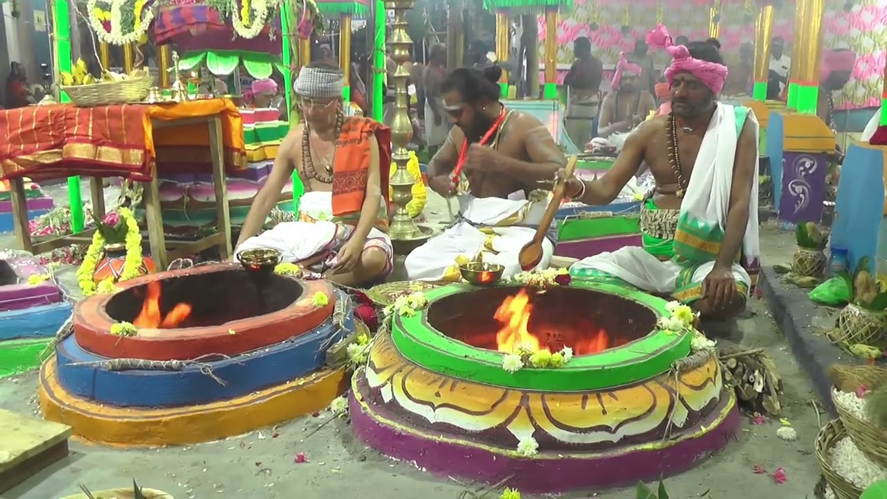 கோவில்பட்டி  செண்பகவல்லி அம்மன் கோவில் புனராவா்த்தன ஜீா்ணோத்தாரண அஷ்டபந்தன மஹா கும்பாபிஷேகம் 