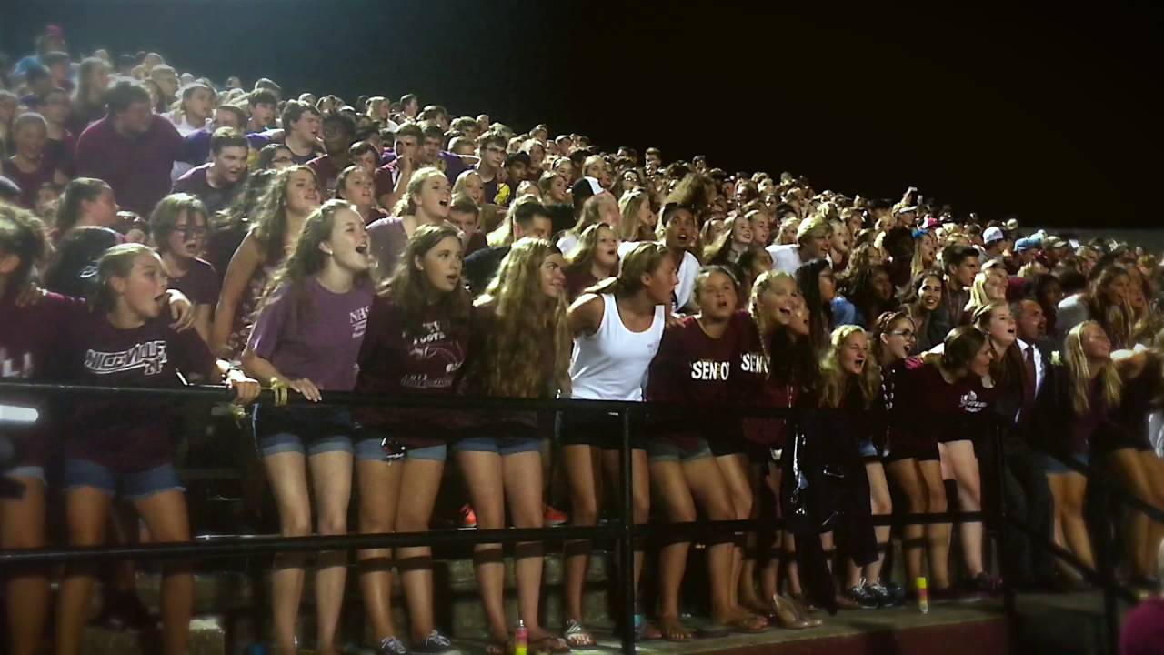 Niceville High School Homecoming 2016 - Student section
