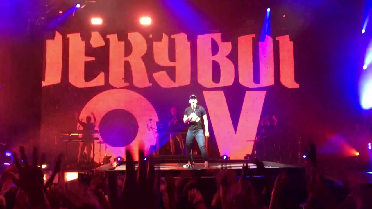Logic - Everybody (LIVE in Cleveland)