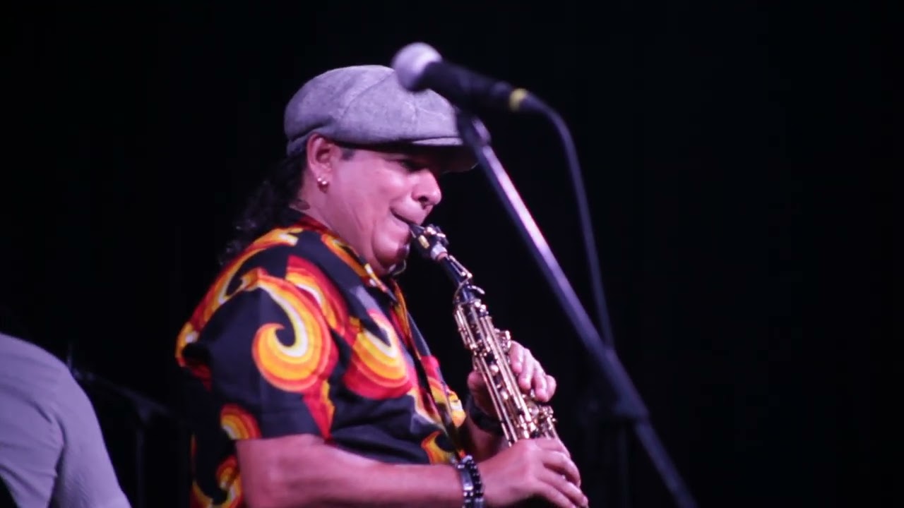 ANDRÉ MINGAS - DOMINGAS KANHARI - VERSÃO NANUTU