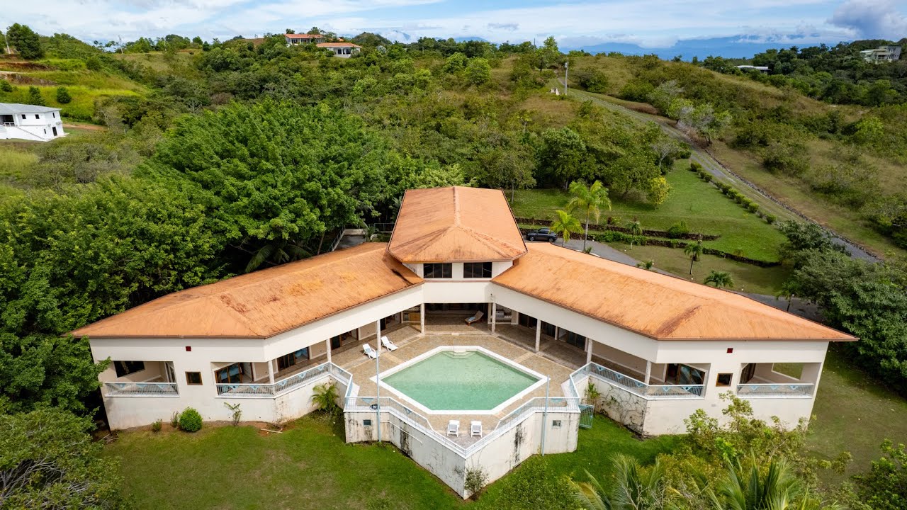 Hospitality Estate for Sale in Panama | Joanne Hatch Real Estate | B27112025