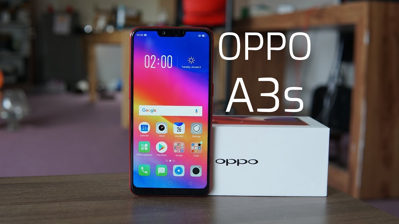 Распаковка, первый обзор, характеристики OPPO A3s &mdash; двойная камера, цена 10990 рупий.