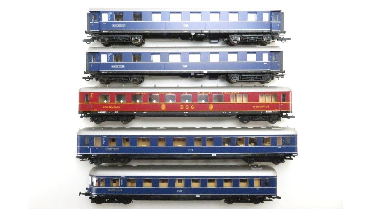 Märklin DB BR 003 160-9 Express Steam Locomotive with Liliput DB 