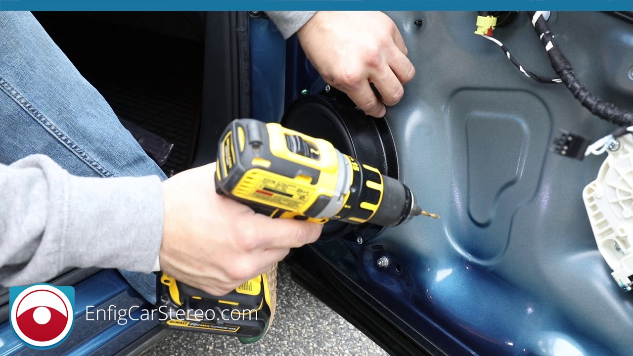 Volkswagen Tiguan 2018 speaker removal
