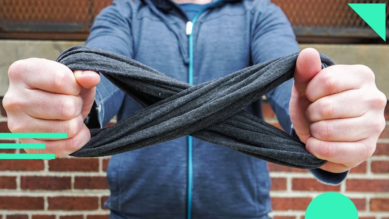 Staying Warm while Traveling | Wool Buff by Buff USA Review | Multifunctional Headwear
