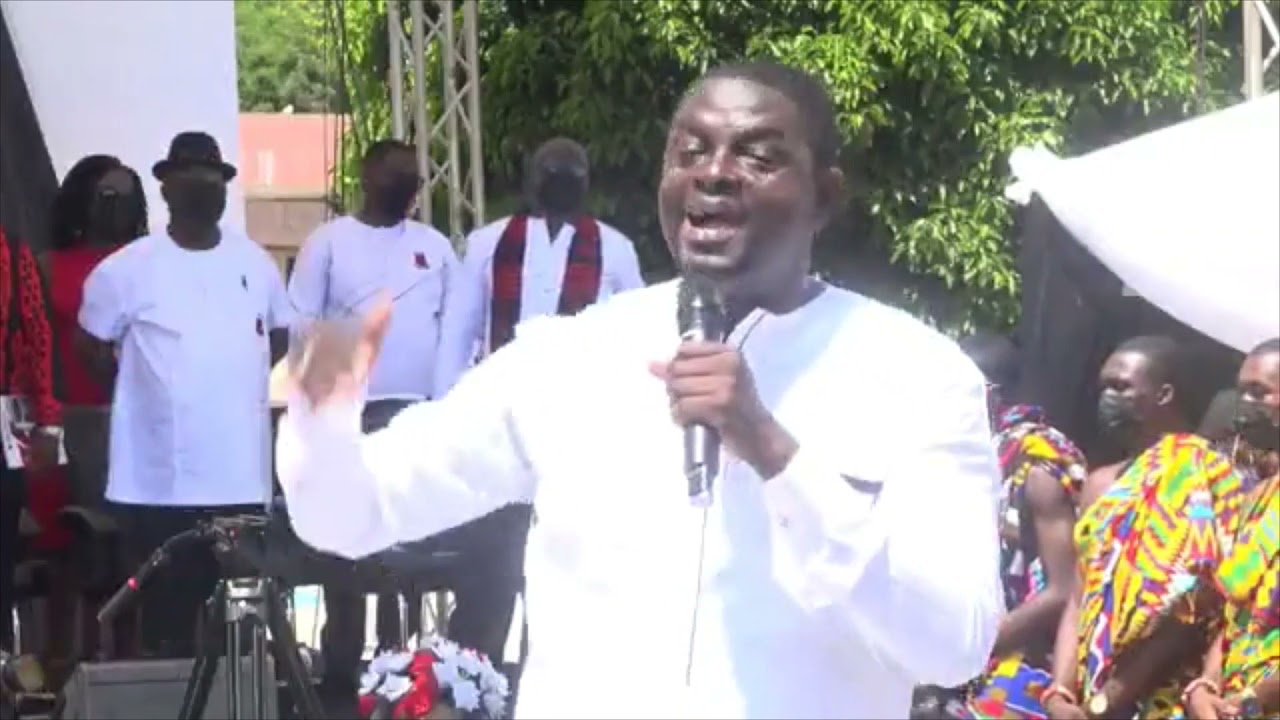 DWIN HW3 KAN! MFANTSIPIM BOYS SING THEIR SCHOOL ANTHEM IN GRAND STYLE