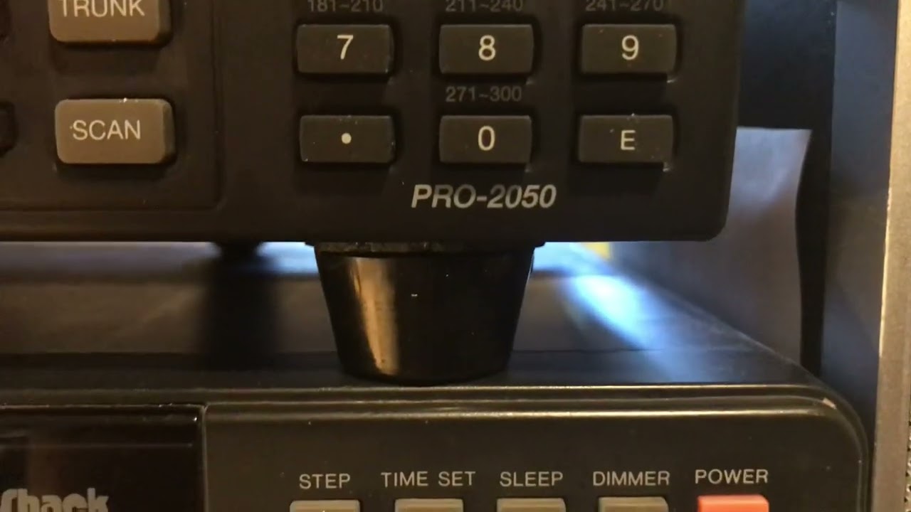 Radio Shack Pro-2050 Scanner