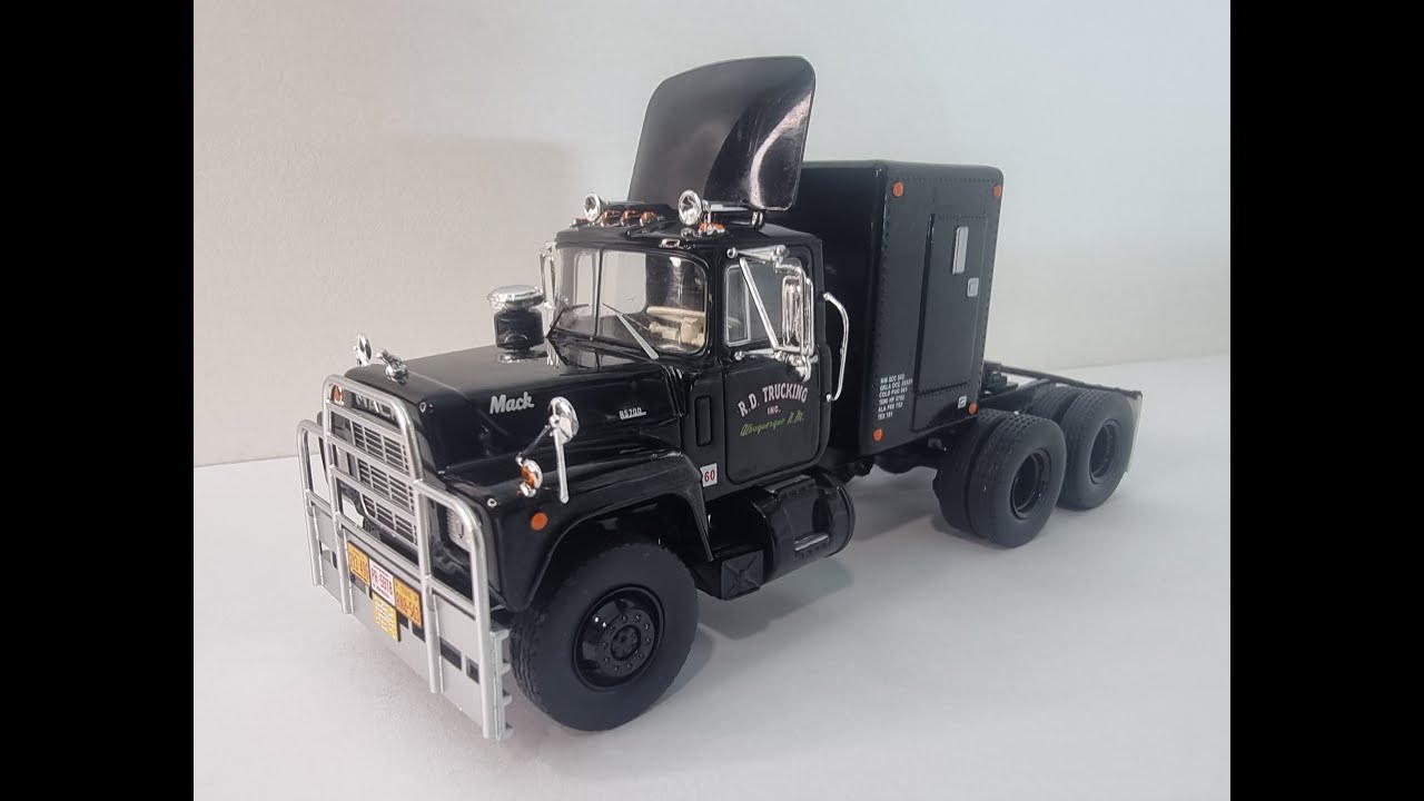 1966 MACK R SERIES 6X4 PRIME MOVER FROM THE MOVIE CONVOY 1/43 DIECAST MODEL TRUCK. I'M NOT HAPPY