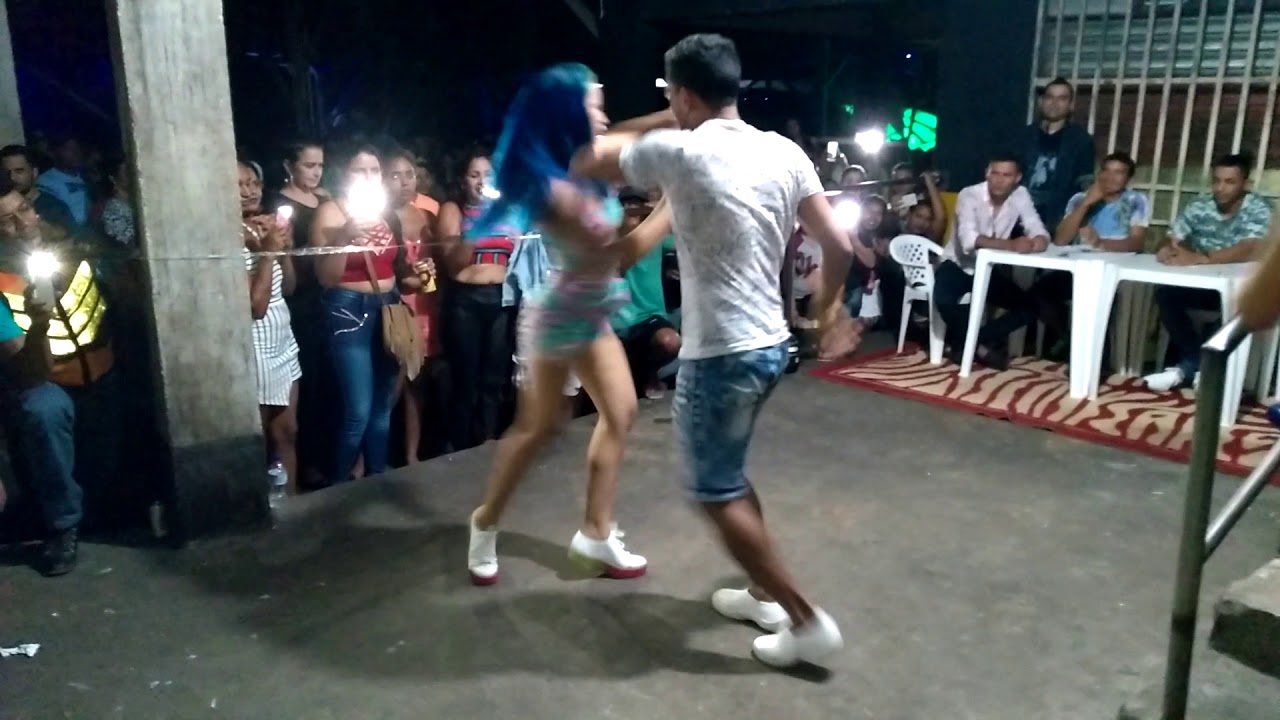 Rayane Melody e Mychell Negritto