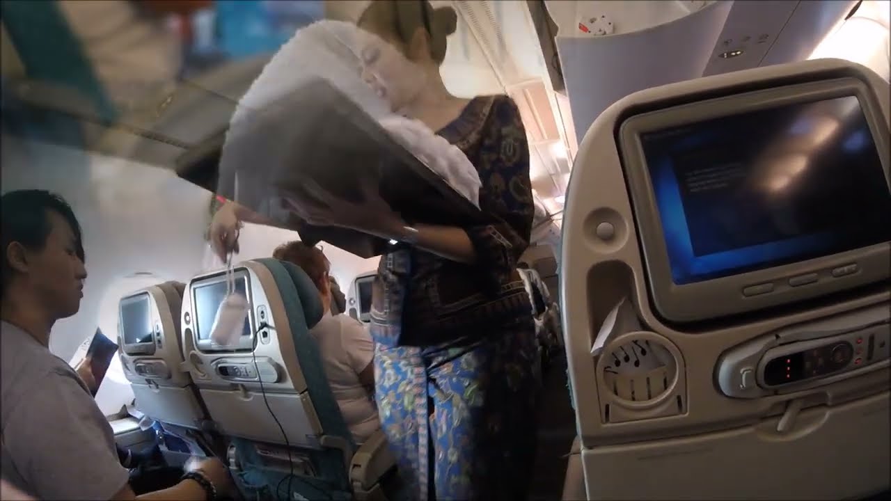 Singapore Airlines SQ 317 Upper Deck Economy SG50 Plane London to Singapore Part 1