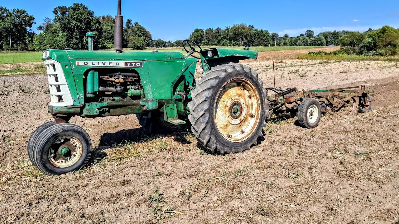 Plowing with the Oliver 770