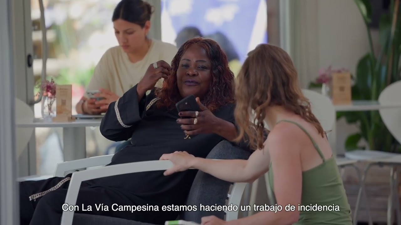 Nosotras alimentamos y cuidamos