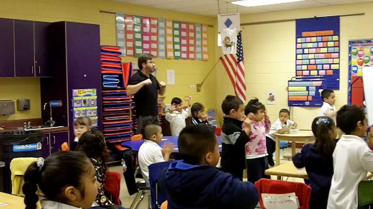 Chicken Dance Spanish
