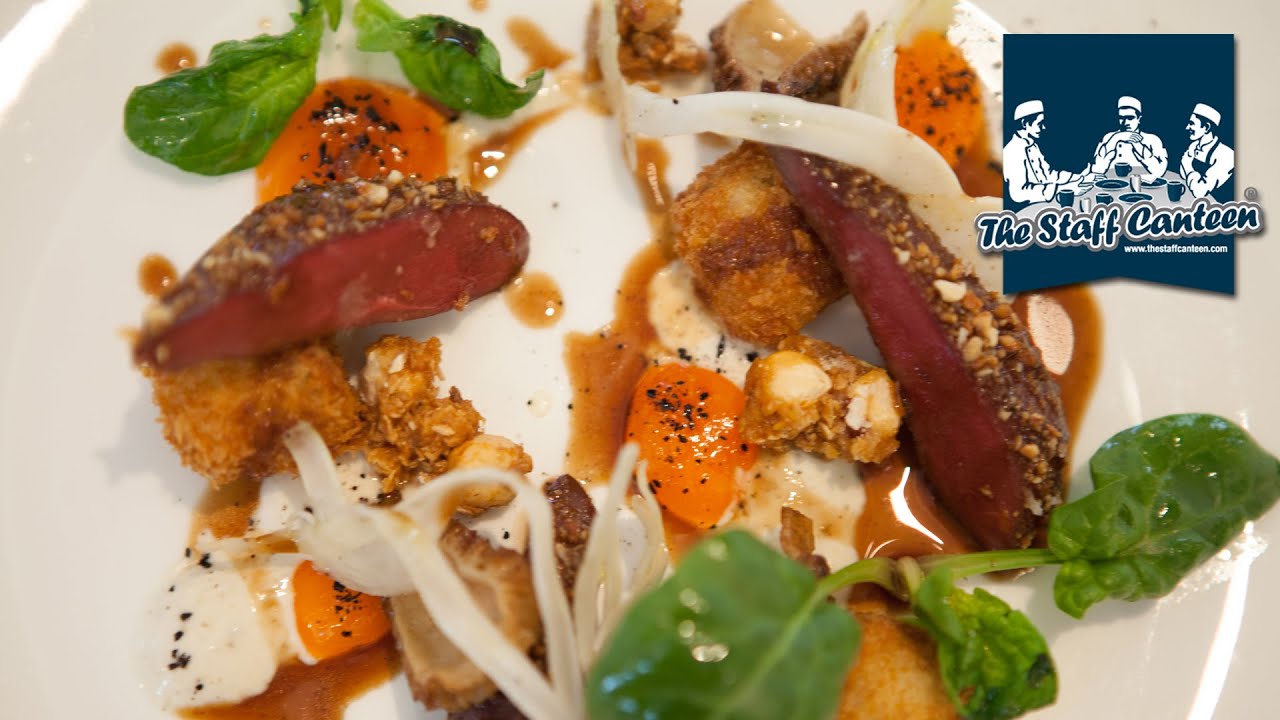 2 Michelin-starred chef Mark Froydenlund creates scallop, pigeon and feta cheese dishes.