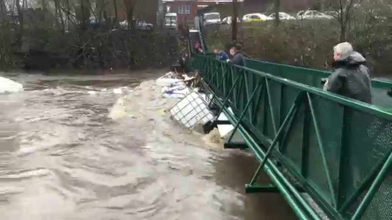 Radcliffe Flooding boxing day 2015  in 4K