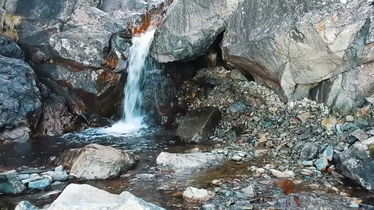 Красивый водопад. Горная река. Шум воды лечит нервы. Здоровый сон. ASMR