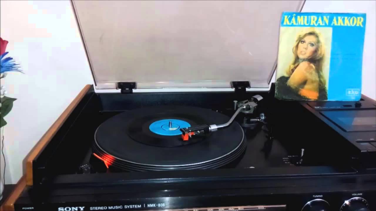 KAMURAN AKKOR Yalancı Yarınlar (Plak Kayıt)