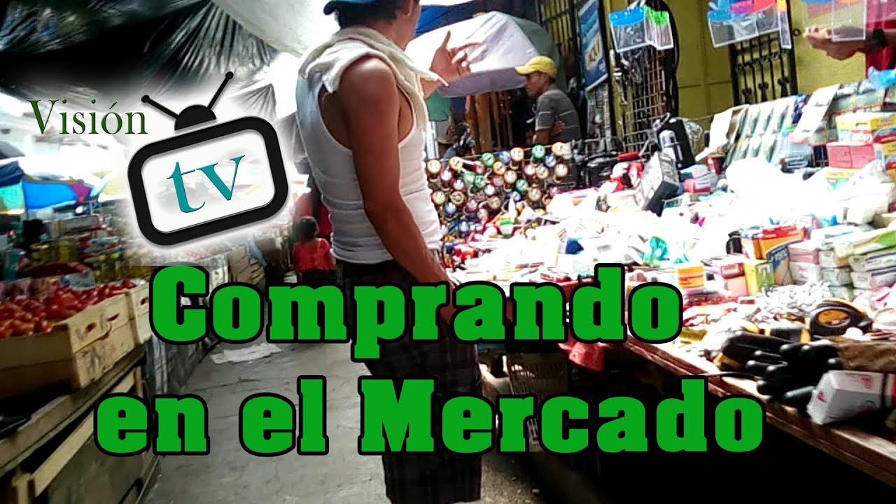 Comprando en Mercado Municipal de San Cristobal Alta Verapaz Guatemala