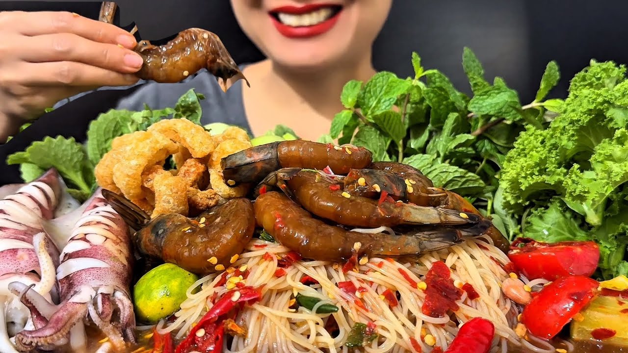 Thaifood ASMRตำขนมจีนกุ้งดอง เส้นเหนียวนุ่ม แซบ Fermented Shrimp Salad with Khanom Jeen MUKBANG show