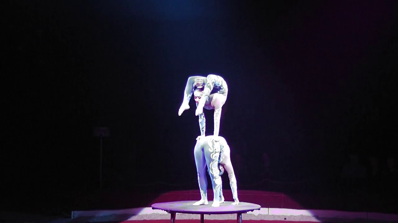 Contortion duo act 0441 by Paruvintov Production