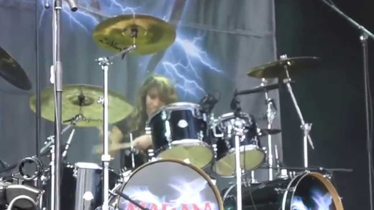 MADAM X - Stand Up and Fight (Godzilla smahes bass) + Good with Figures - Sweden Rock Festival 2014