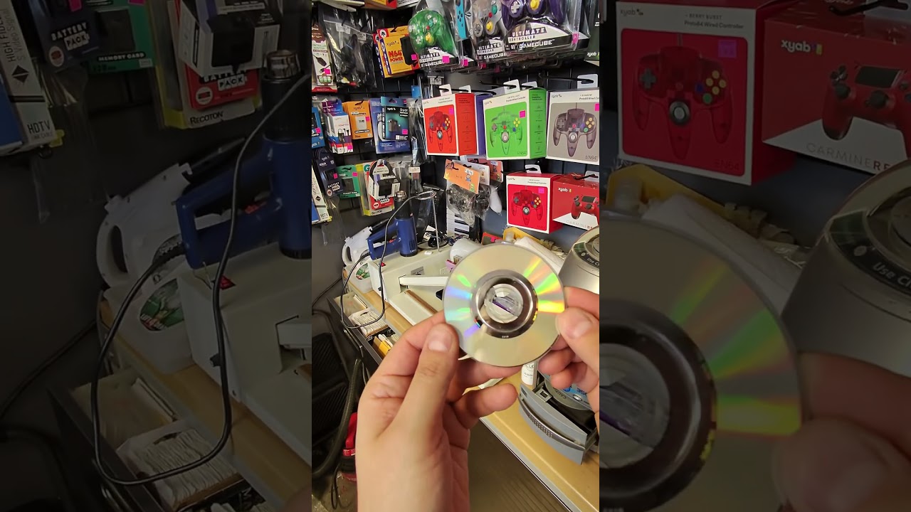 Fixing a Pac man world 2 for gamecube #nintendo #GameCube #cleaning #pacman #videogames #retrogaming