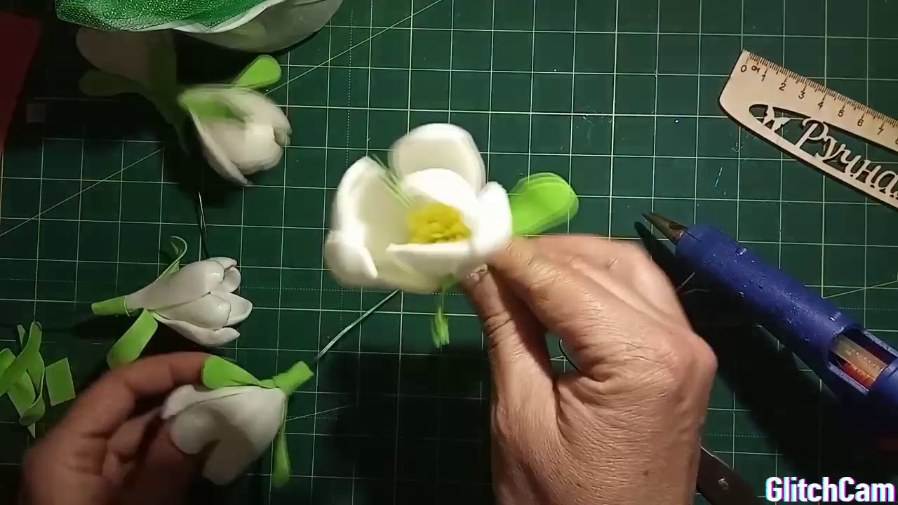 Подснежники из остатков изолона и фоамирана. Обруч с подснежниками