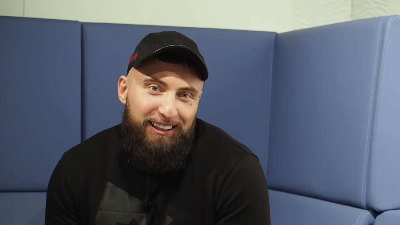 One Fist Federation   Kacper Kabara na celowniku