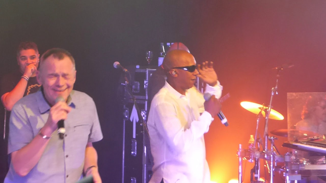 UB40 feat. Gilly G. - Moonlight Lover - Markthalle, Hamburg, 15.10.2019