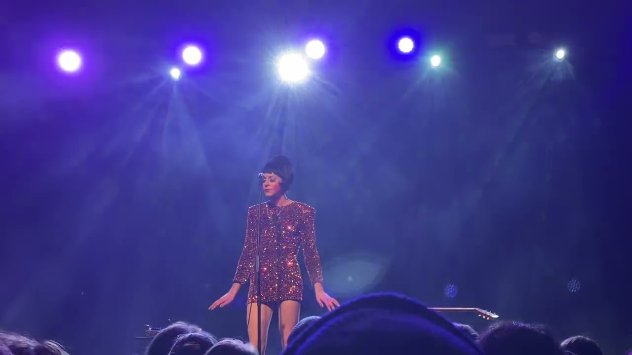 Cindy Lee: Dreams of You, Live from Paramount Theatre in Brooklyn