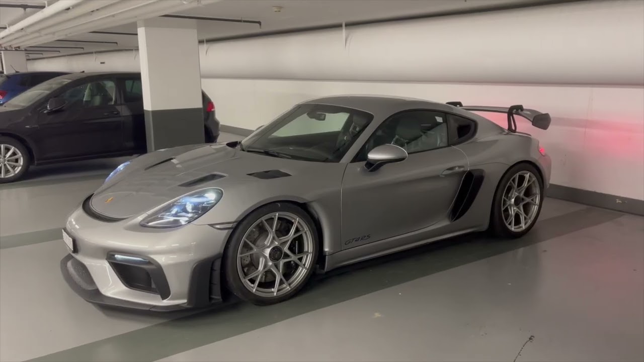 Porsche Cayman 718 GT4 RS, Geneva. Static View, Cold Start