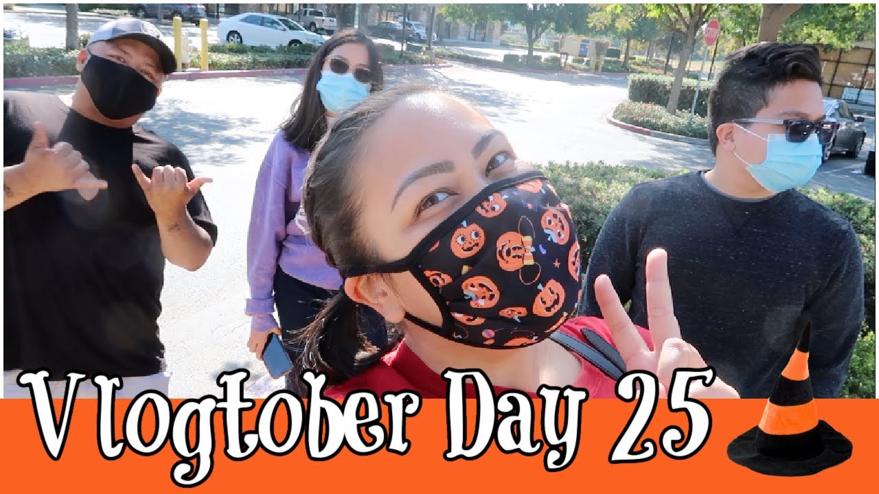 VLOGTOBER 2020 DAY 25 - KOREAN BBQ + HAUNTED HOUSE!