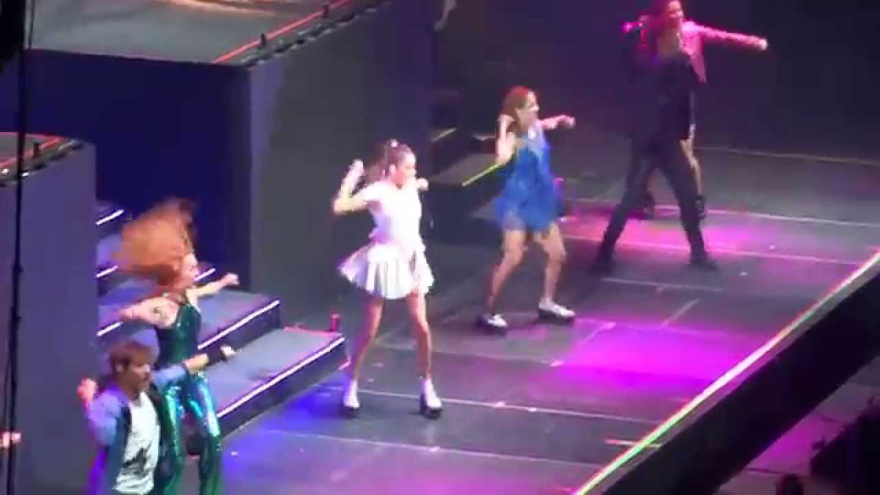 En Gira - Euforia Violetta live Chile 2015 3 de Julio
