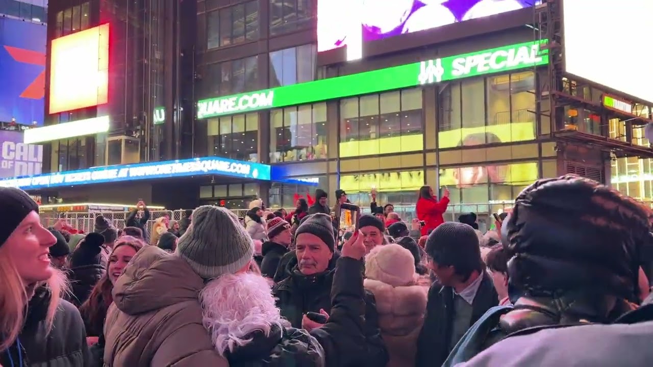 **{ HAPPY NEW YEAR 2️⃣0️⃣2️⃣6️⃣ }**